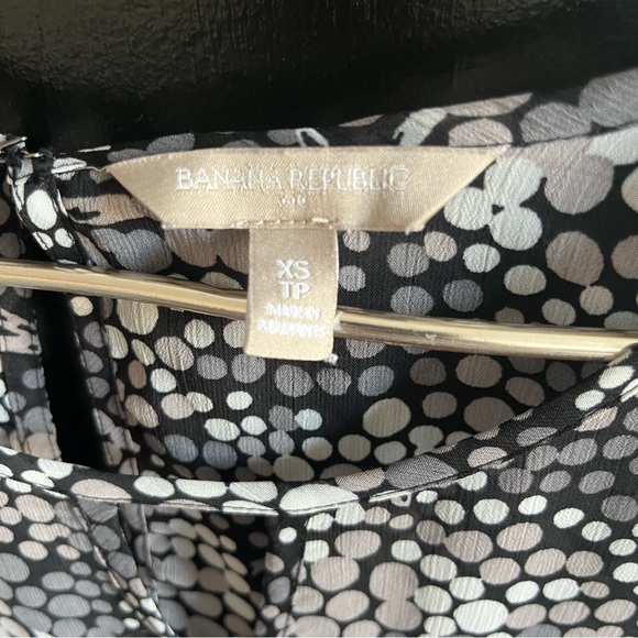 Womens Banana Republic sheer blouse dot pattern black - Picture 3 of 5